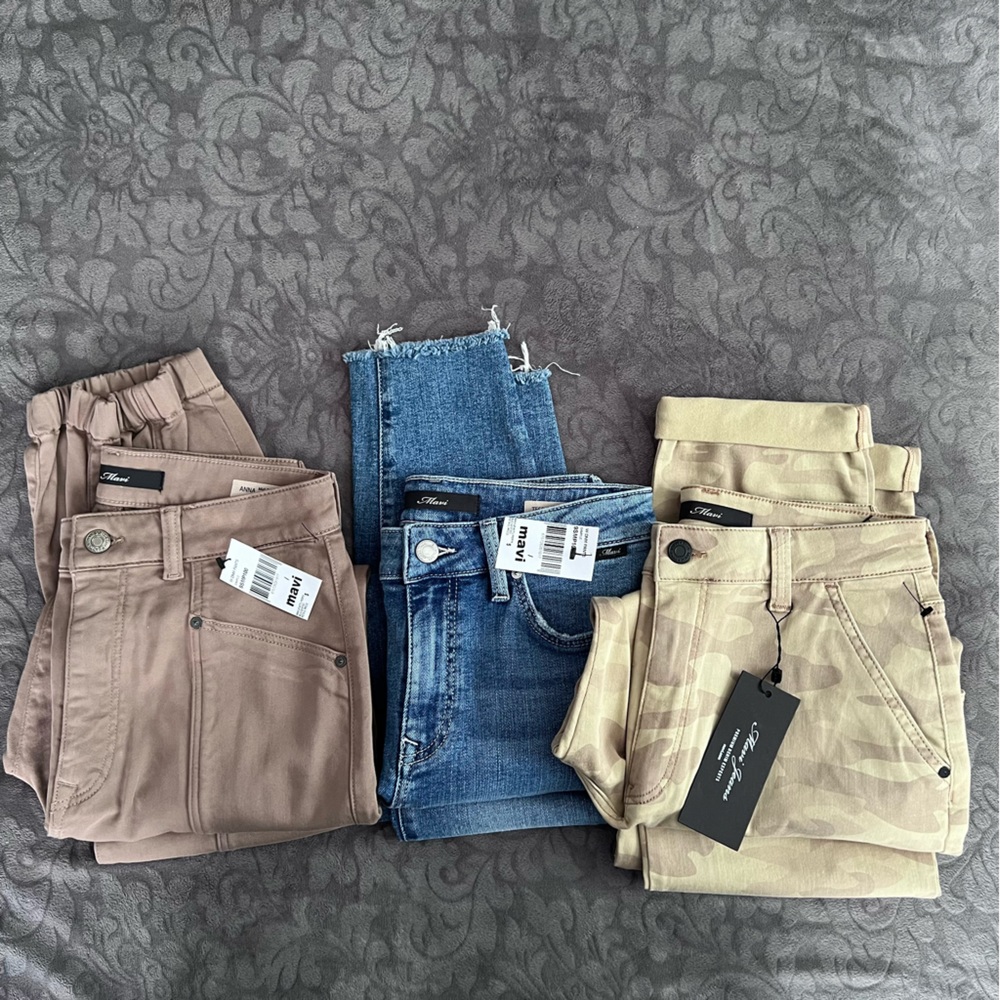 3 pair of MAVI Jeans new with tags size 27/28